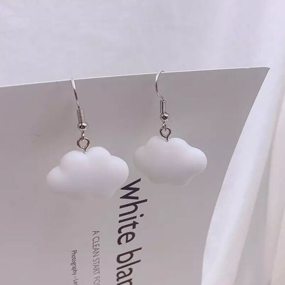 🆕White Cloud Charm Dangle Earrings - Picture 3 of 5